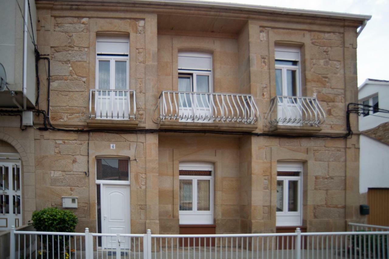 Rakel Hotel Muros Exterior photo